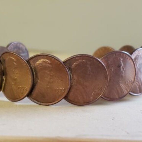 Handcrafted Vintage 1970's real Copper Penny Pennies Cuff Bracelet - Picture 3 of 4